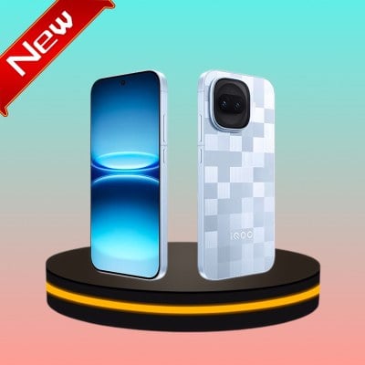 [ ใหม่ ] iQOO 15R OriginOS 6 Snapdragon® 8 Gen 5 แบต 7600 mAh สี Pixel Silver