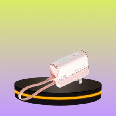 AURA BA301 แบตสำรอง ขนาดความจุ 5000 mAh ปลั๊กชาร์จในตัว สีชมพู